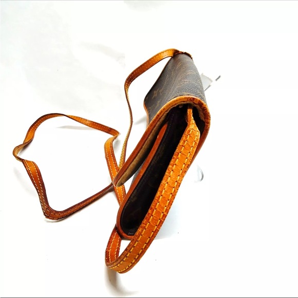 Authentic LOUIS VUITTON MONOGRAM POCHETTE TWIN GM - Picture 5 of 12